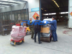 福瑞得機(jī)械座駕壓路機(jī)，手扶壓路機(jī)包裝發(fā)貨